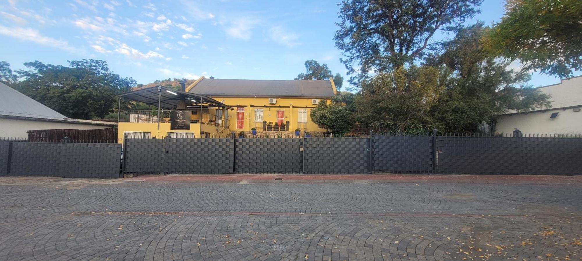 ホテル Cobblestone Court コールズバーグ エクステリア 写真